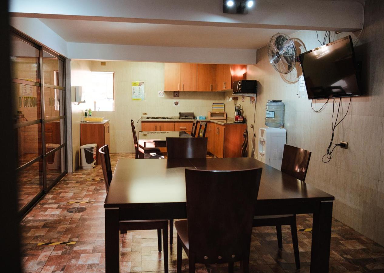 Di Giorgio Hostal Антофагаста Экстерьер фото